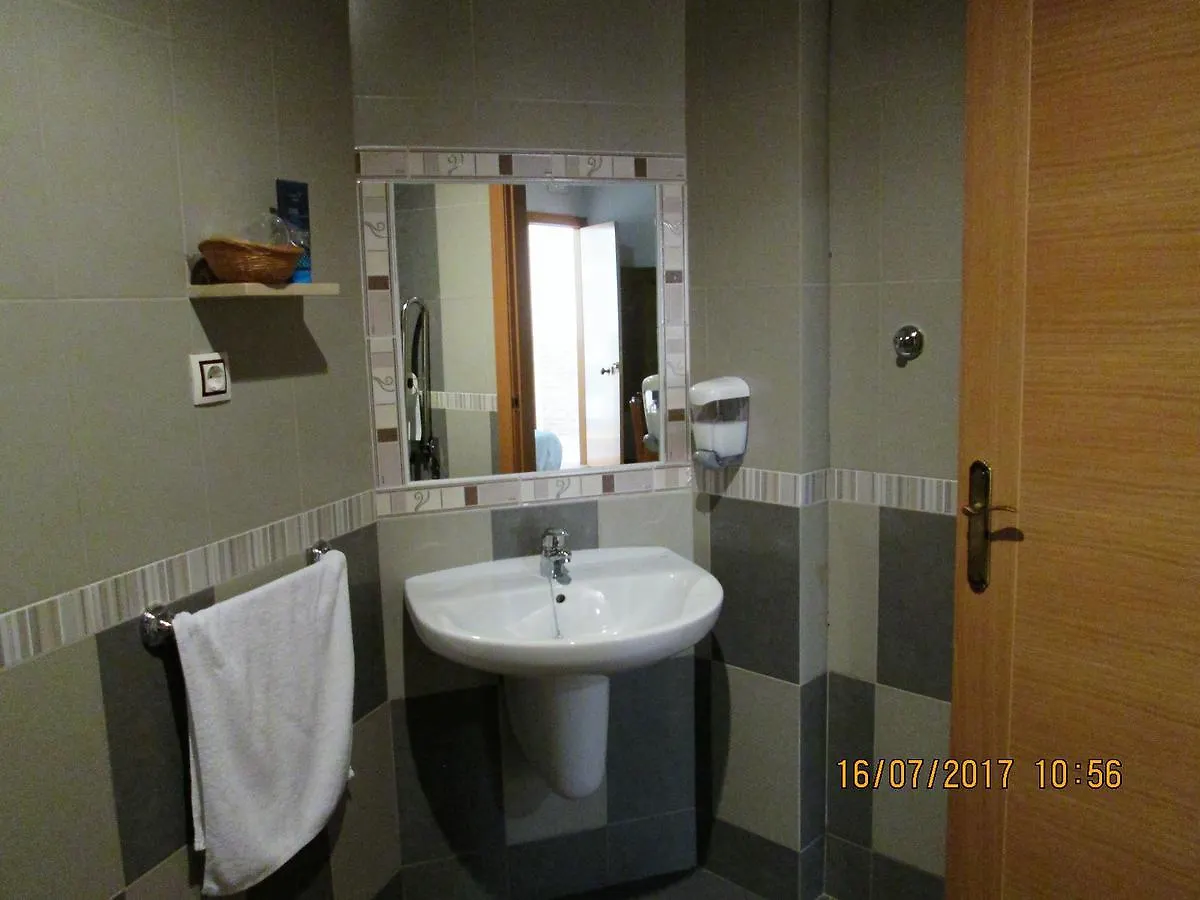 Guest house Hostal Banderas Fuensanta de Martos