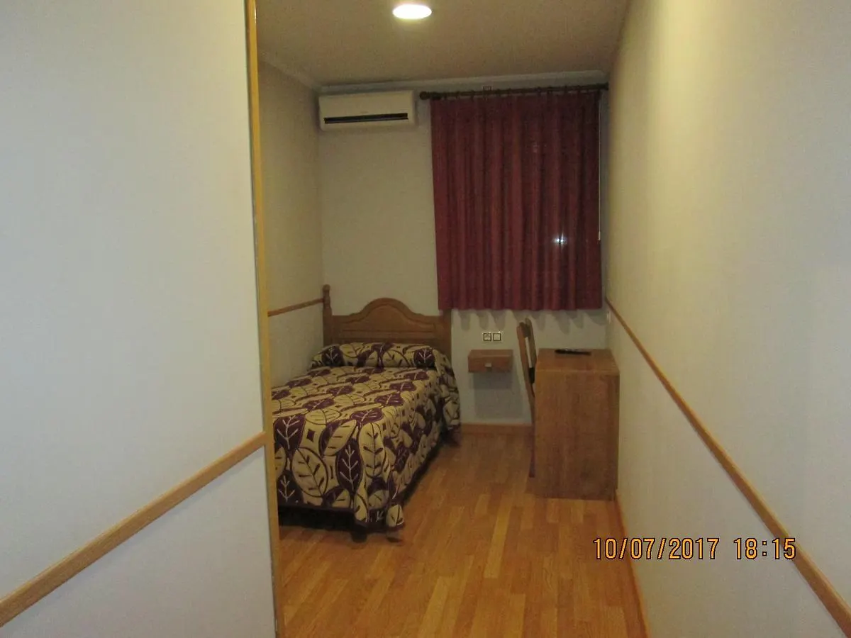 Gæstehus Hostal Banderas Fuensanta de Martos